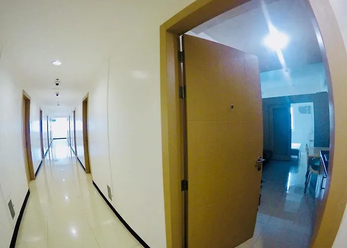Smdc Light Residences Condo Unit With Balcony Appart hôtel