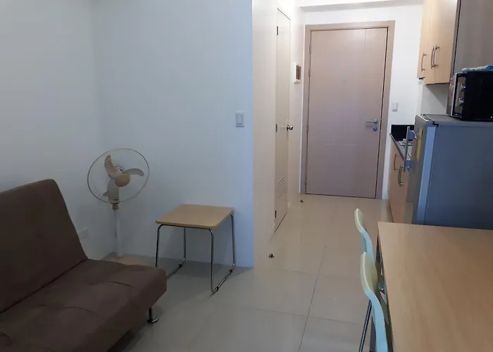 Smdc Light Residences Condo Unit With Balcony Appart hôtel *